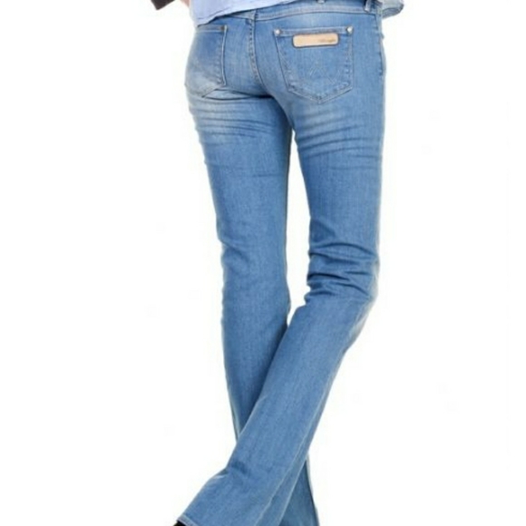 Wrangler Denim - Wrangler Catrin Low Rise Slim Bootcut Jeans 27 × 32